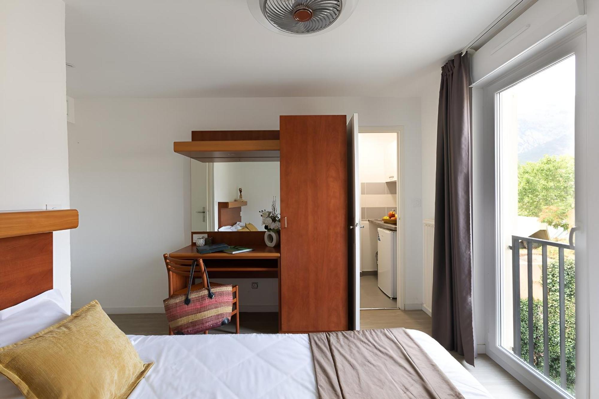 Appart Hotel Corte Hr Exterior photo